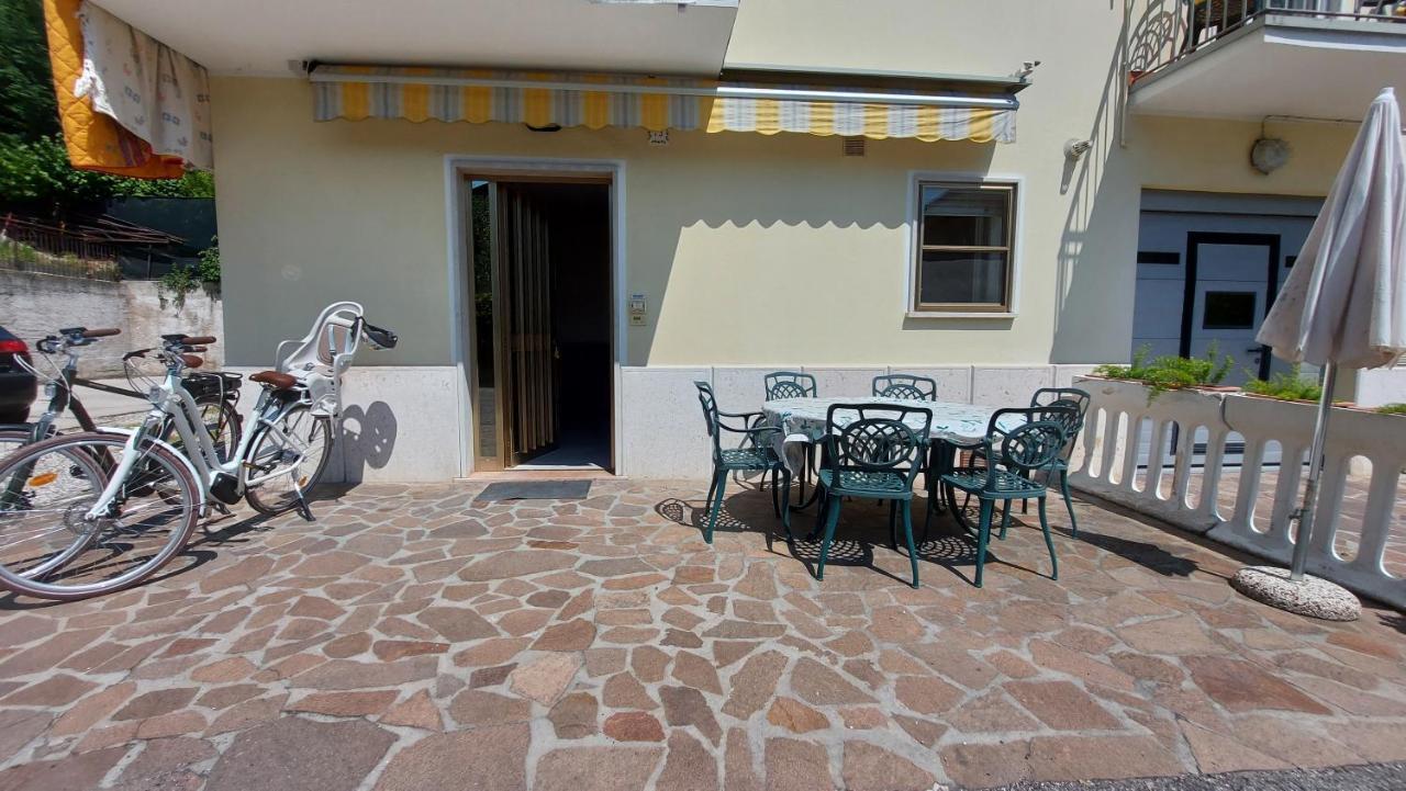 Narcisa Patio Bardolino